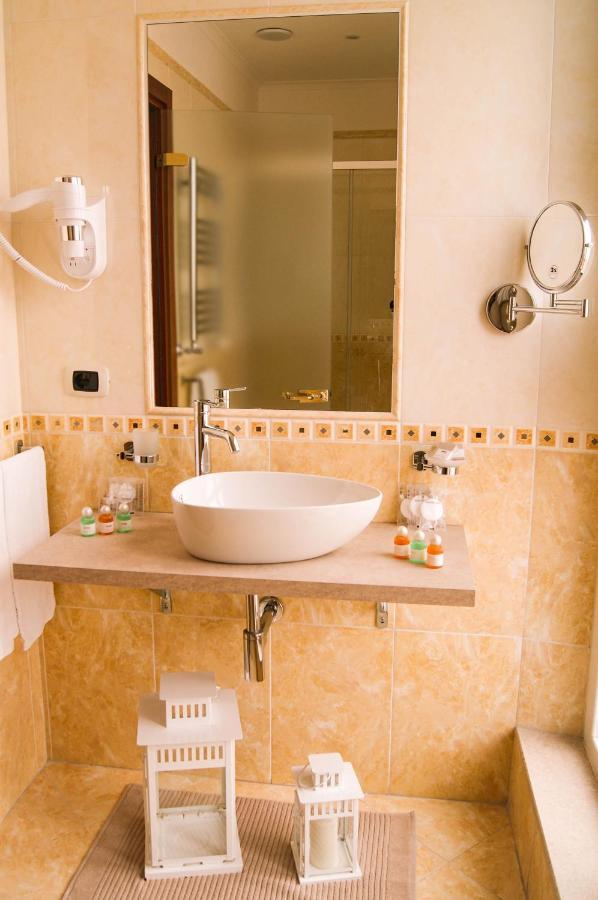 Monti 66 Hotel Ρώμη Εξωτερικό φωτογραφία