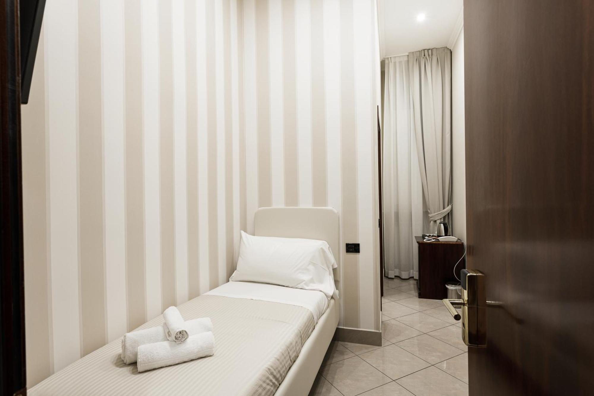 Monti 66 Hotel Ρώμη Εξωτερικό φωτογραφία